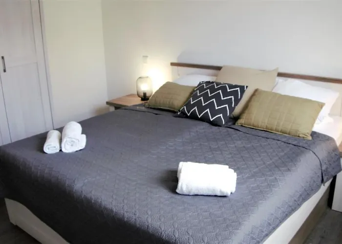 Sonnenschein Mit Whirlpoolbadewanne #innestadtnaehe#netflix Von Harztraveler Lejlighed