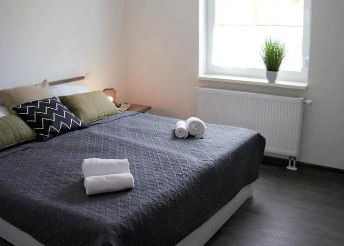 Daire Sonnenschein Mit Whirlpoolbadewanne #innestadtnaehe#netflix Von Harztraveler *